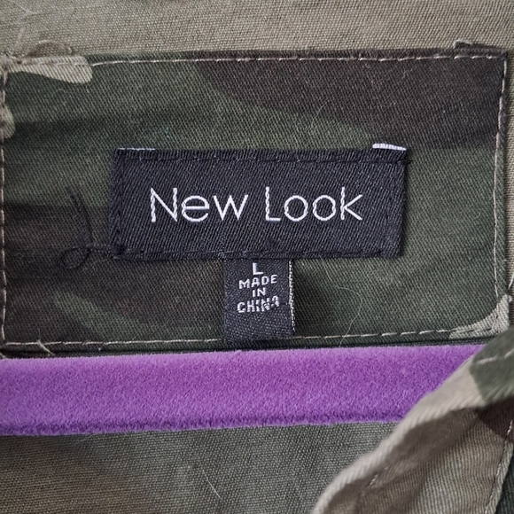 Camouflage Hooded Jacket - Picture 3 of 7